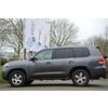 toyota-landcruiser-200-1