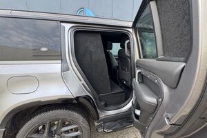 -land-rover-defender-110-c-sti