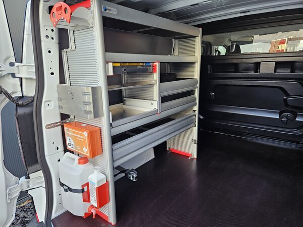 Nieuwe dubbele cabine Profi Gl
