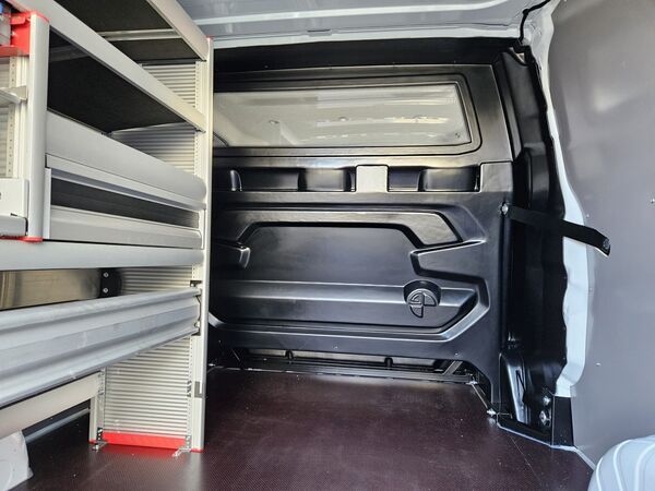 Nieuwe dubbele cabine Profi Gl
