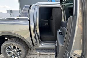 ford-ranger-b-stijl-1