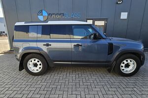 land-rover-defender-110-l663-1