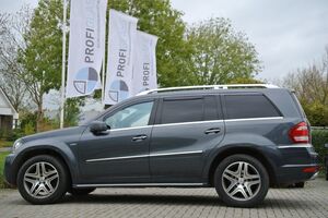 mercedes-benz-gl-klasse-1