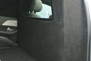 mercedes-benz-gls-klasse-1-