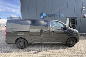 opel-vivaro-1