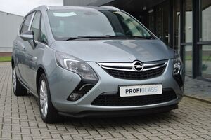 opel-zafira-tourer-c-1