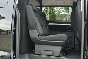 peugeot-expert-traveller-2