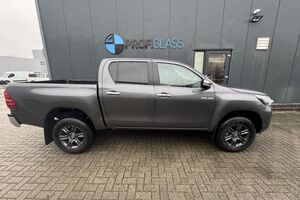 toyota-hilux-b-stijl-4