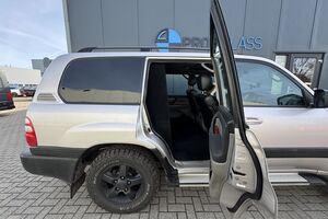 toyota-land-cruiser-100-c-stij