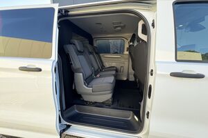 volkswagen-caravelle-t7-1