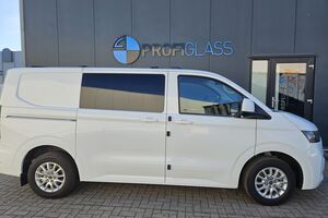 volkswagen-transporter-t7-l1