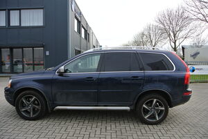 volvo-xc90-2002-2014-1